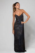ROBE LONGUE CROISÉE DANS LE DOS DINA IMPRIMÉ BLACK MALT